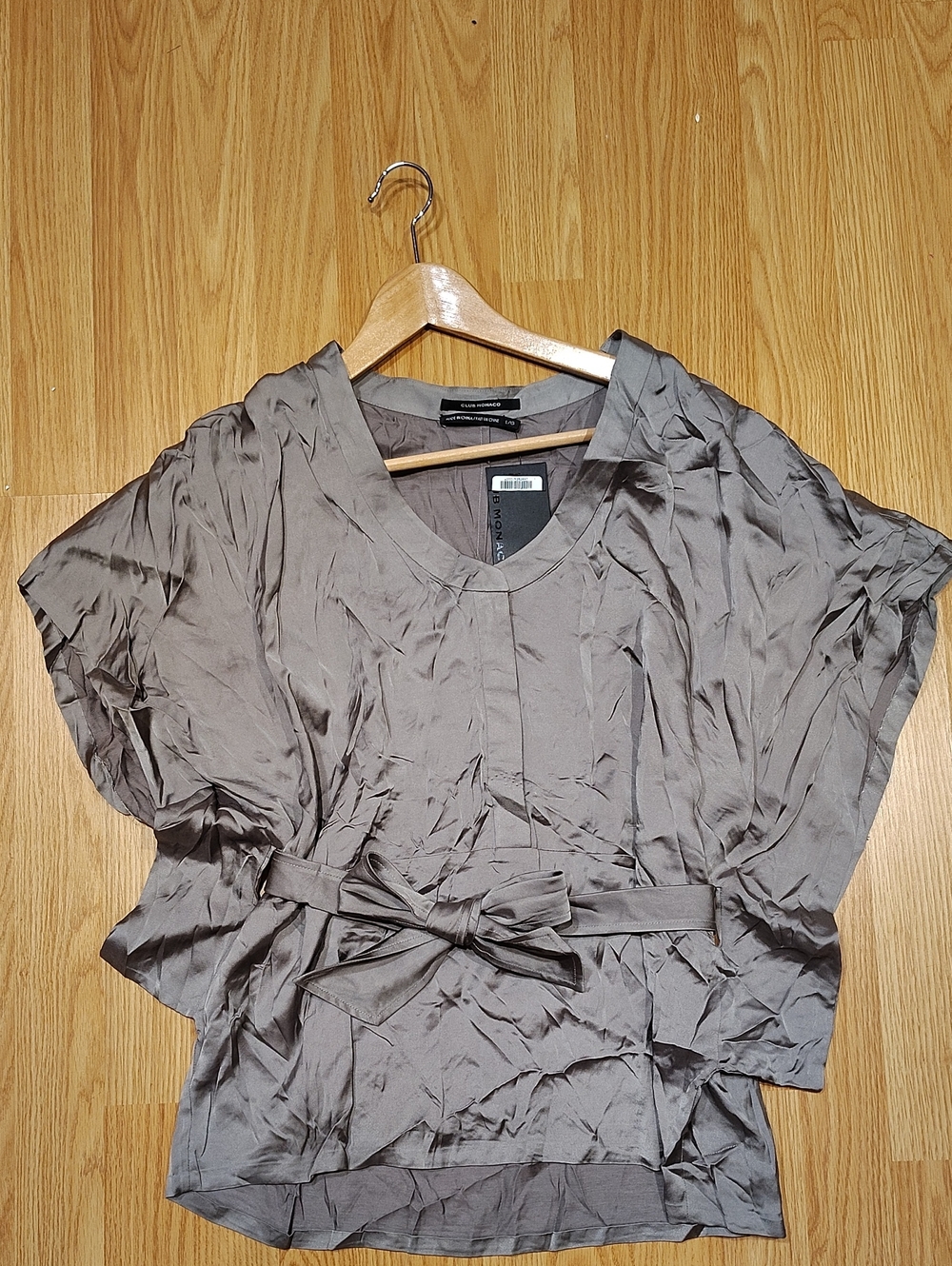 NWT Club Monaco Kimono Style Blouse with Tie